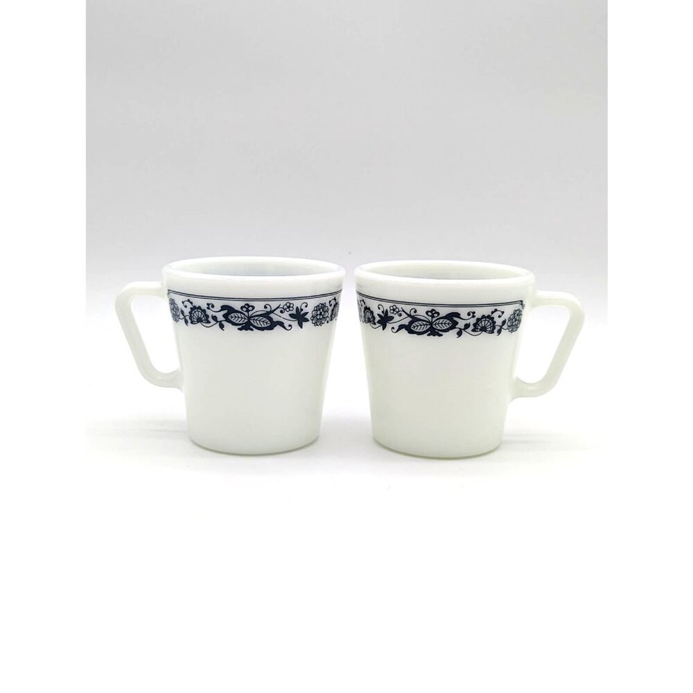 Vintage Pyrex Old Town Blue pattern 2pc Coffee Tea Mug Set 1972